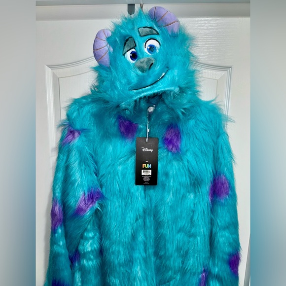 Size large hooded Disney Pixar’s Monsters, Inc. Sulley Costume for Adults - Picture 3 of 11